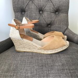 Kanna espadrille peeptoe wedge sandals NWOB